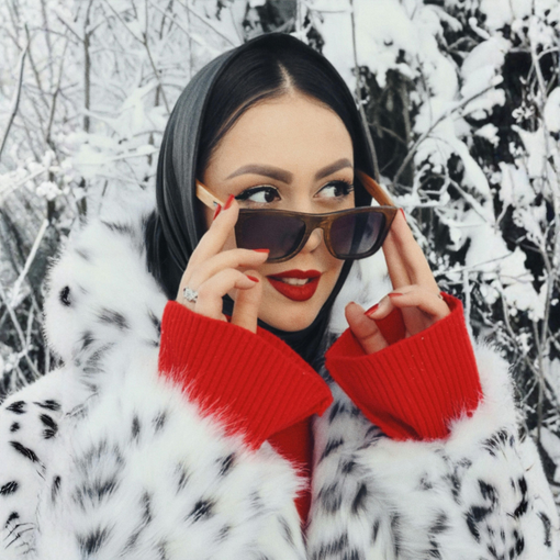 New Year's Eve Accessories Guide 2025/2026: Complete Your Party Look FJØRNA