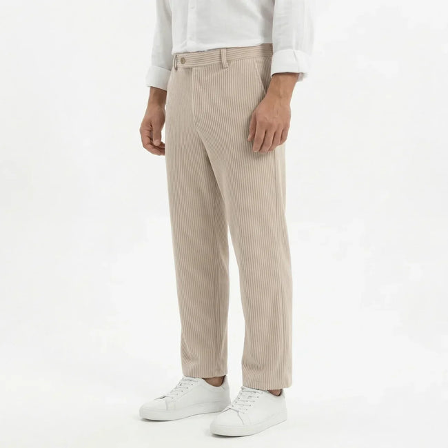 Men's wide-leg summer pants by FJØRNA, lightweight and comfortable, shown in a relaxed fit style perfect for warm weather.