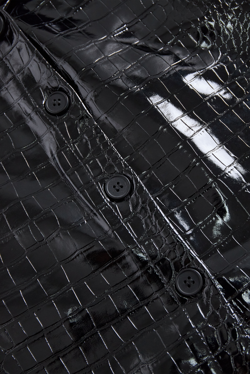 FJØRNA black crocodile-texture glossy sleeveless leather shirt, women's leather top with a sleek, shiny finish and textured pattern.