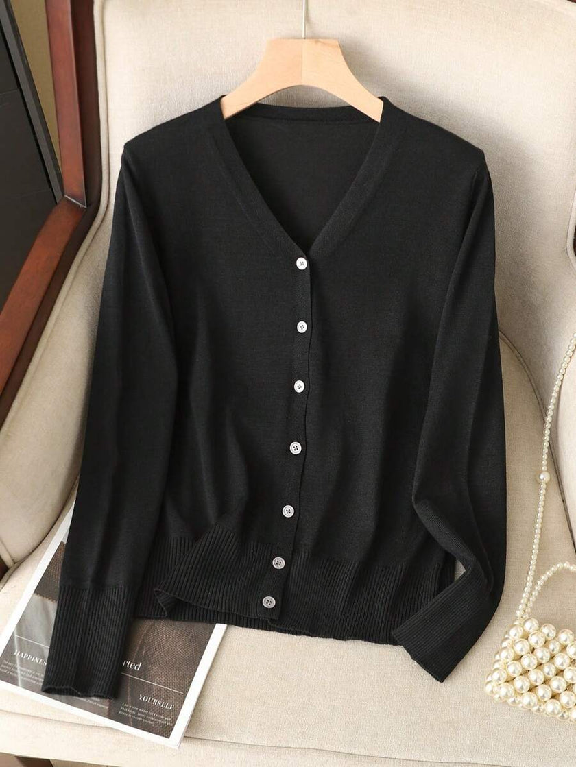 Tilde | Women's Ribbed V-Neck Button-Front Cardigan