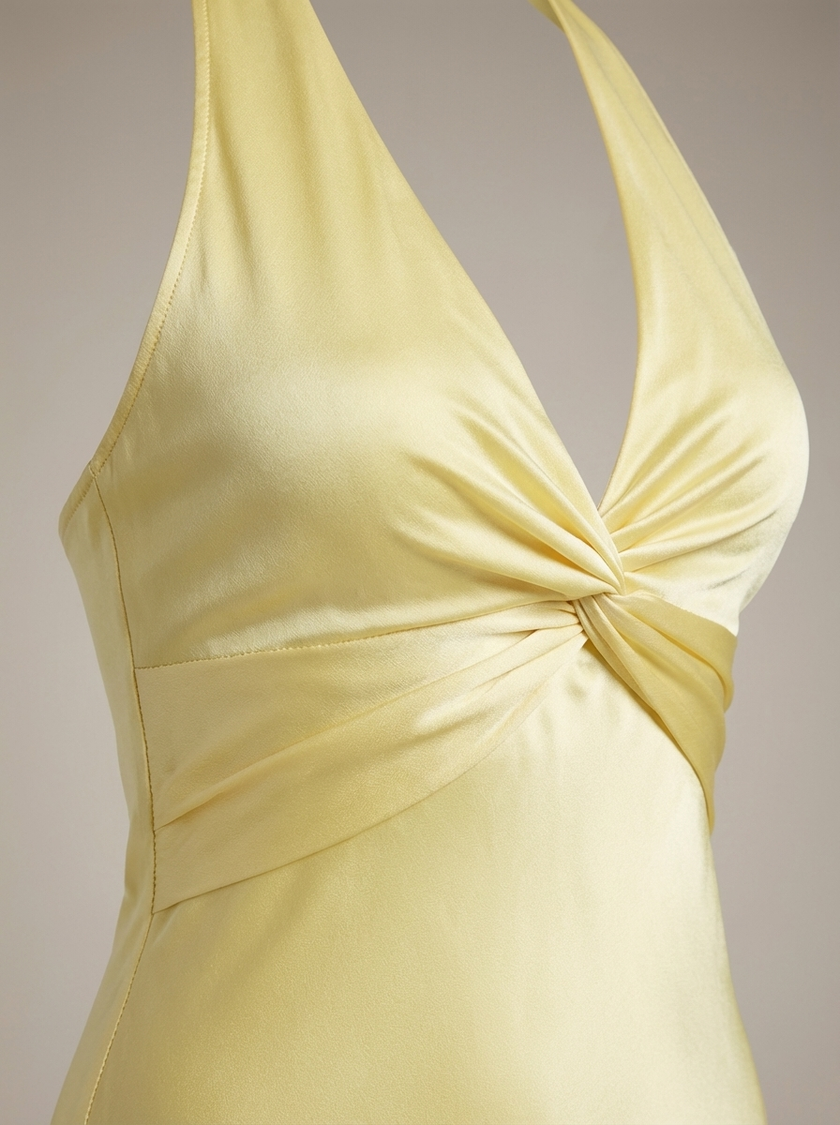 FJØRNA women's fitted halter neck maxi dress, elegant formal summer dress with flowing fabric and sleeveless design.