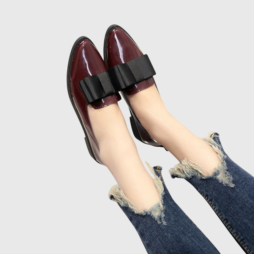 FJØRNA women's orthopedic loafers with cushioned heel and supportive design, showcasing stylish heeled footwear for comfort.