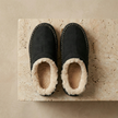 FJØRNA men's soft slip-on slippers with cozy interior, ideal for comfortable indoor wear and easy to slip on.