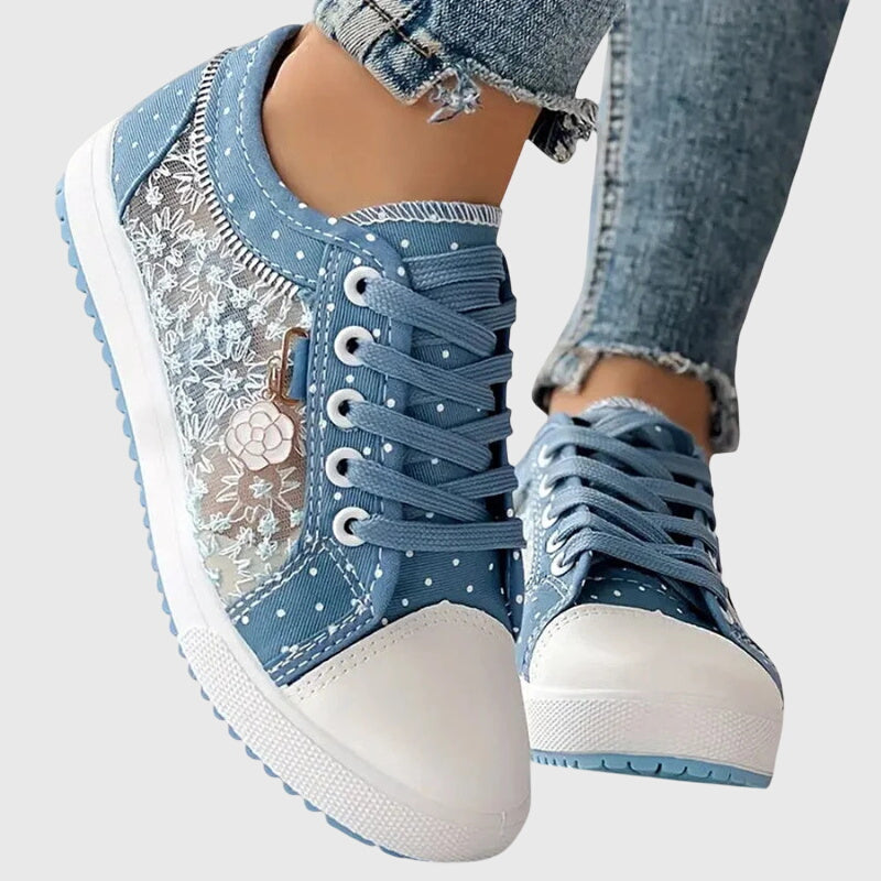 FJØRNA women's orthopedic sneakers with breathable mesh and cushioned support, designed for comfort and orthopedic care.