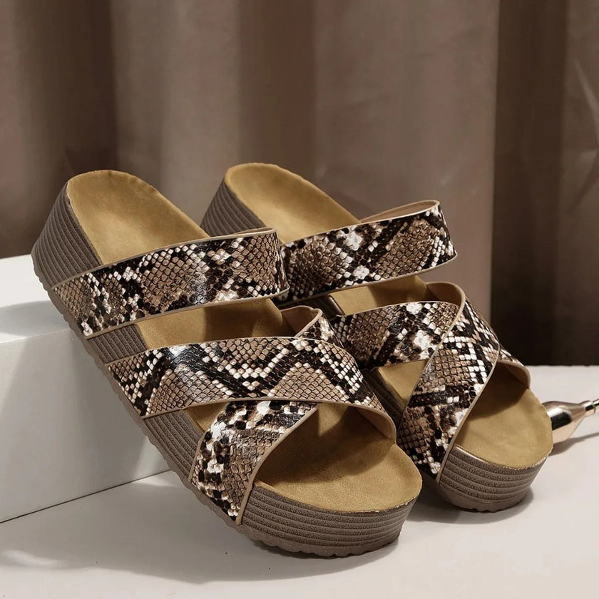 FJØRNA women's orthopedic leather sandals with arch support, featuring stylish design and comfortable footbed for everyday wear.