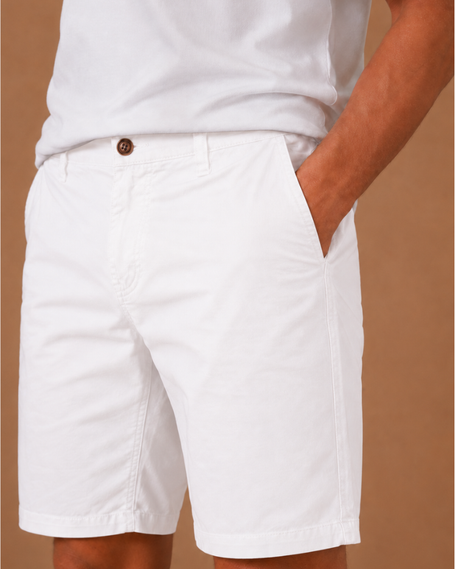 Men's FJØRNA chino shorts in smart casual cotton blend with tailored fit, shown in a relaxed fit style.