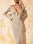 FJØRNA white V-neck backless long-sleeved knit dress, featuring a round back design and a fitted silhouette.