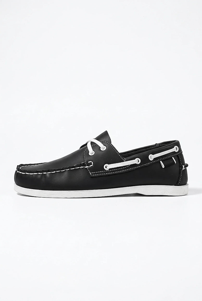 FJØRNA men's nautical boat shoes with PU upper, featuring classic deck shoe design and casual slip-on style.