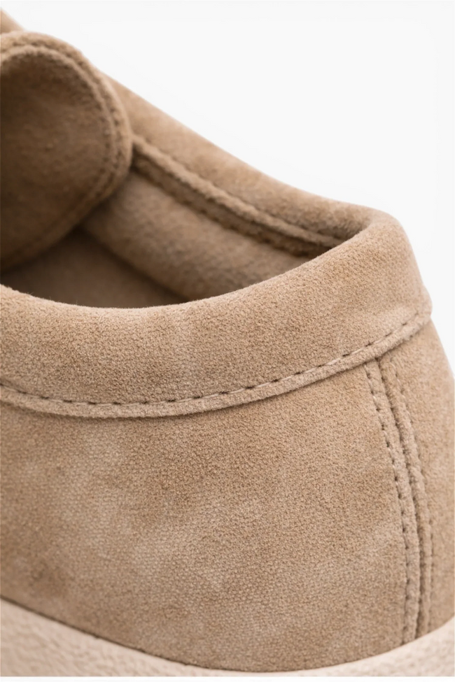 FJØRNA men's casual slip-on cushioned trainers, lightweight shoes designed for all-day comfort.