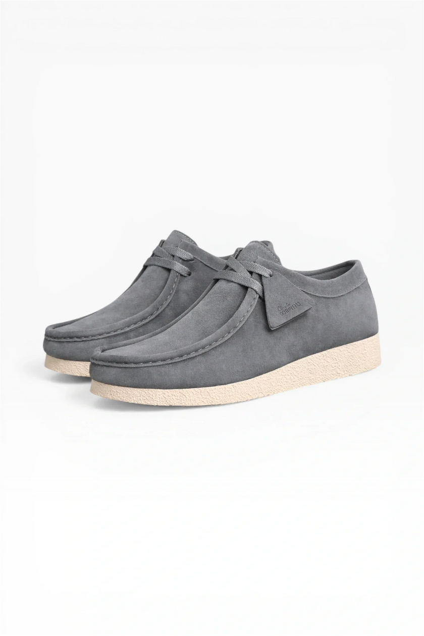 FJØRNA men's casual cushioned trainers, lightweight shoes designed for all-day comfort and everyday wear.
