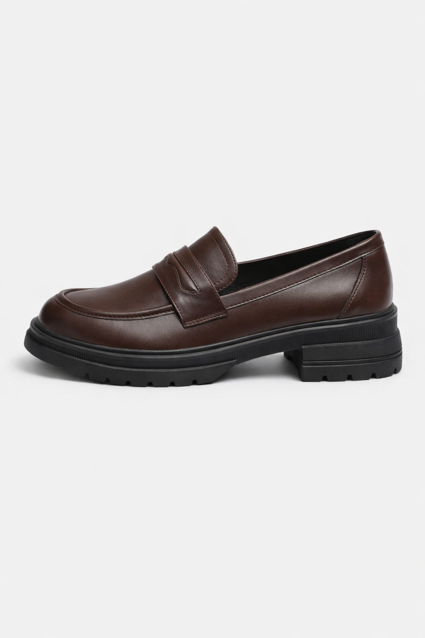FJØRNA women's chunky platform loafers with block sole, casual slip-on shoes in black, perfect for spring and everyday wear.
