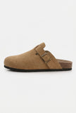FJØRNA women's suede-effect slip-on clogs with a sleek, comfortable design, perfect for casual and stylish footwear.