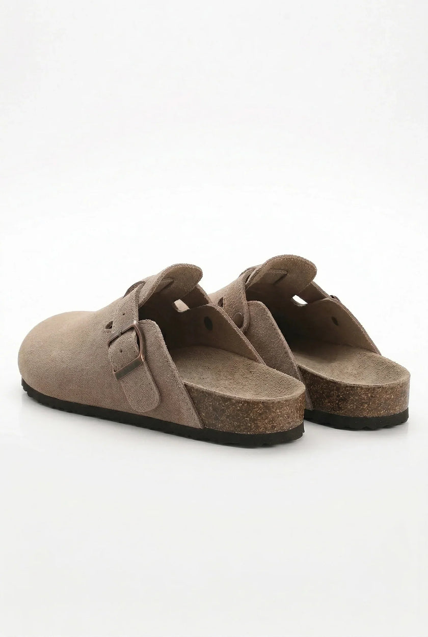 FJØRNA women's suede-effect slip-on clogs with a smooth, rounded toe and comfortable loafer style in soft beige suede.