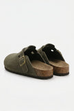 FJØRNA women's suede-effect slip-on clogs, comfortable slip-on shoes with a refined suede finish, perfect for casual wear.