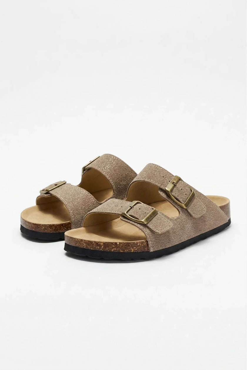 FJØRNA men's adjustable strap sandals with durable summer casual shoes design, featuring cushioned straps and sturdy soles.