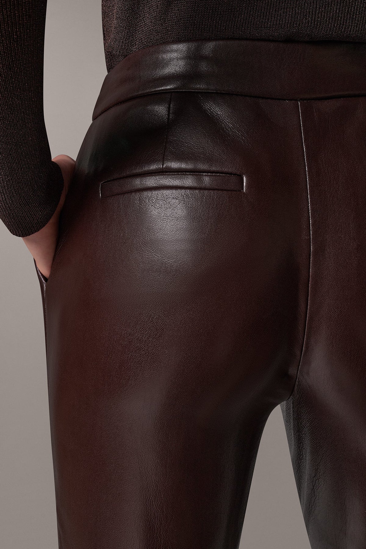 Glossy Faux Leather Slim Ankle Suit Trousers Mid-Rise for Women