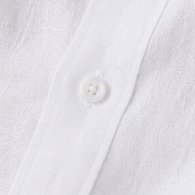 FJØRNA men's breathable linen shirt with short sleeves and classic fit, ideal for casual and summer wear.