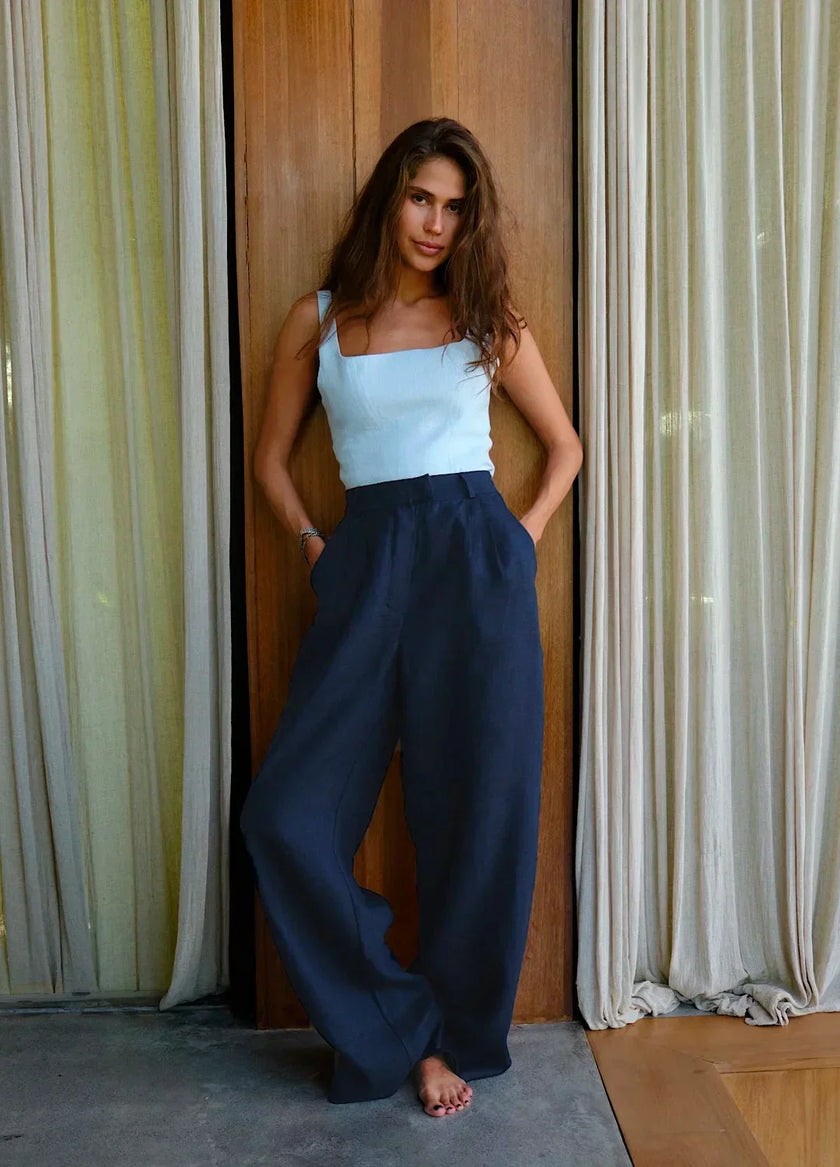 FJØRNA women's linen blend wide-leg high-waist trousers, light-colored pants with a relaxed fit and tailored waistband.