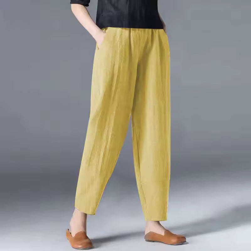 FJØRNA women's lightweight summer tapered trousers with elastic waistband, casual and breathable for warm weather.