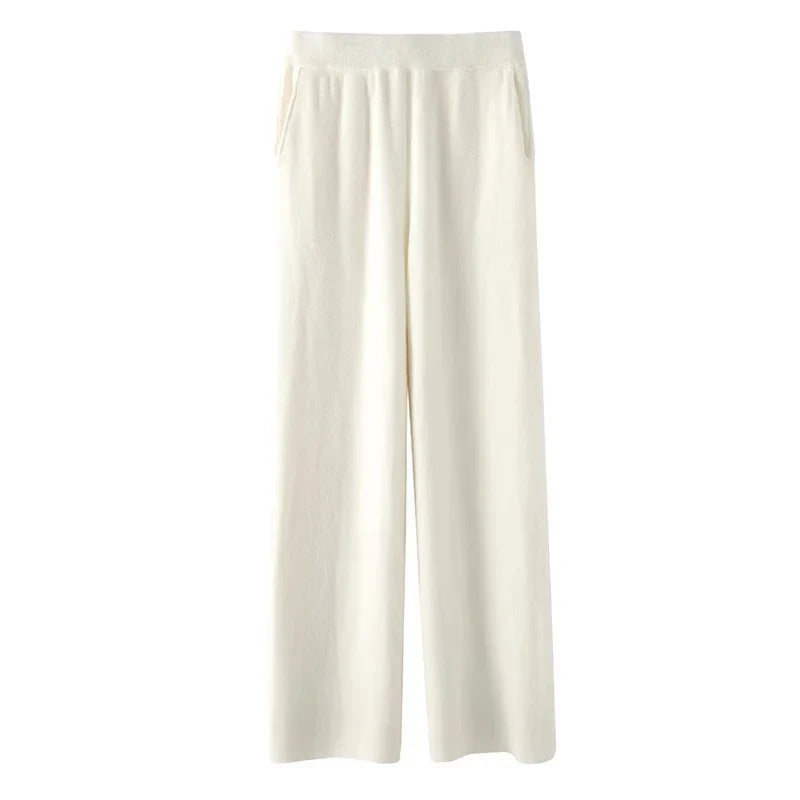 Women’s FJØRNA jogger pants featuring a relaxed fit, soft fabric, and adjustable waistband for comfortable everyday wear.