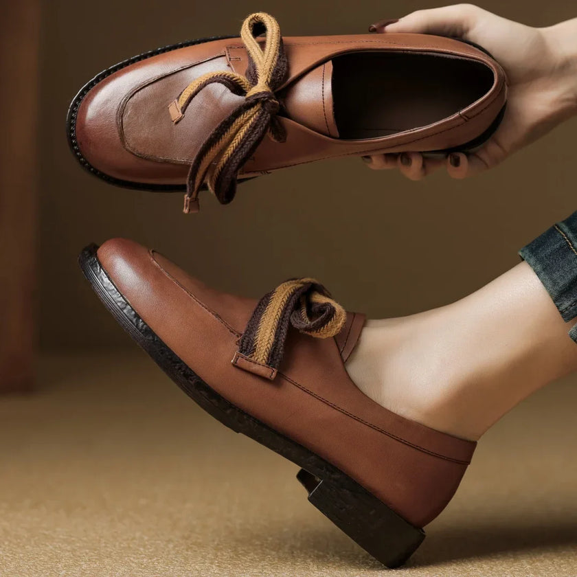 FJØRNA women's dual-tone leather loafers with handcrafted design and cushioned insoles, stylish shoes for women.