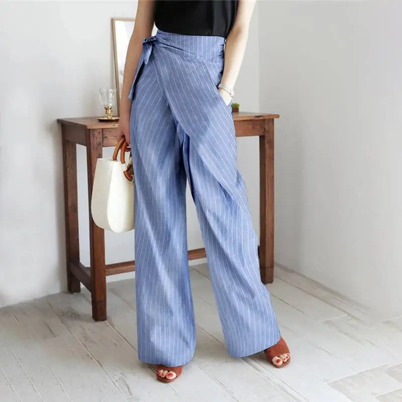 Women's high-waist cotton wide-leg trousers by FJØRNA, loose pull-on pants with a relaxed fit and comfortable style.