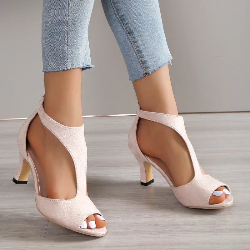 FJØRNA women's orthopedic sandals with a heel and non-slip sole, featuring supportive straps and cushioned footbed for comfort.