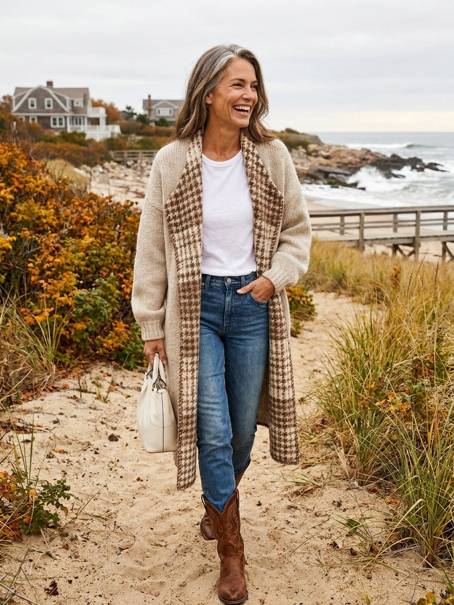 Houndstooth Knit Cardigan with Lapel Collar and Tailored Fit for Women