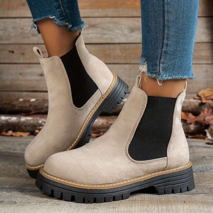 Malin | Women's Suede Round-Toe Platform Chunky Chelsea Boots
