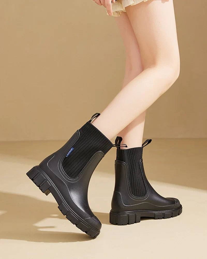 Freya | Women's Waterproof Non Slip Chelsea Lug Sole Boots with Comfortable