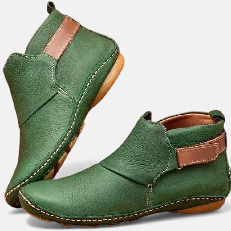 FJØRNA women's orthopedic ankle boots in breathable leather, stylish city flair design with supportive sole for comfortable wear.