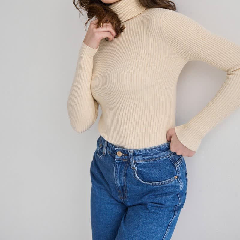 Ylvi | Women's Ribbed Knit Turtleneck Sweater