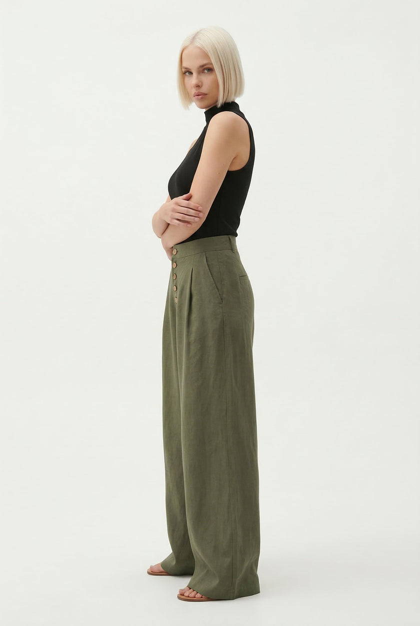 FJØRNA knit wide-leg trousers for women, loose pull-on pants in soft, comfortable fabric, styled with a casual outfit.