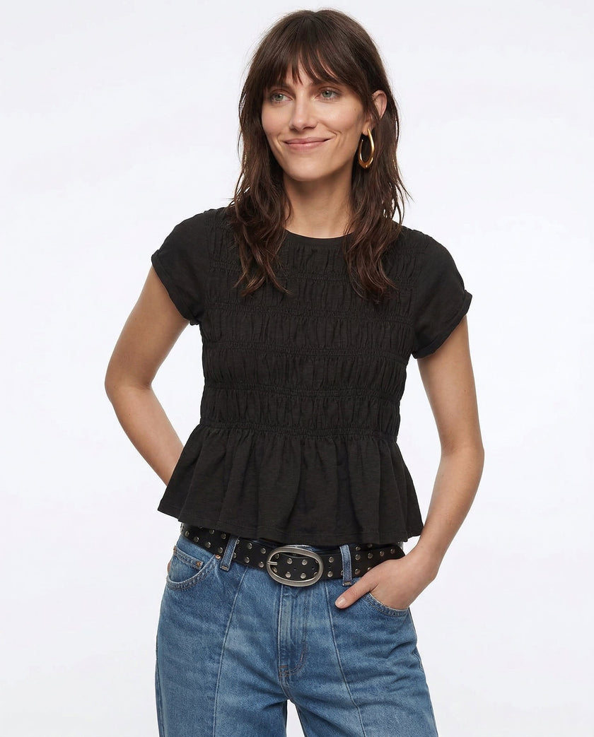 Women’s linen ruched ruffle top by FJØRNA featuring casual style, with soft fabric and feminine ruffle details.
