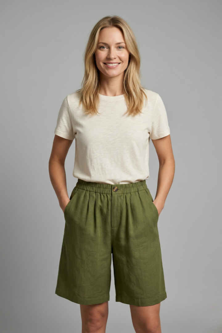 FJØRNA women's lightweight summer shorts with elastic waistband, breathable fabric, relaxed fit, and side pockets.