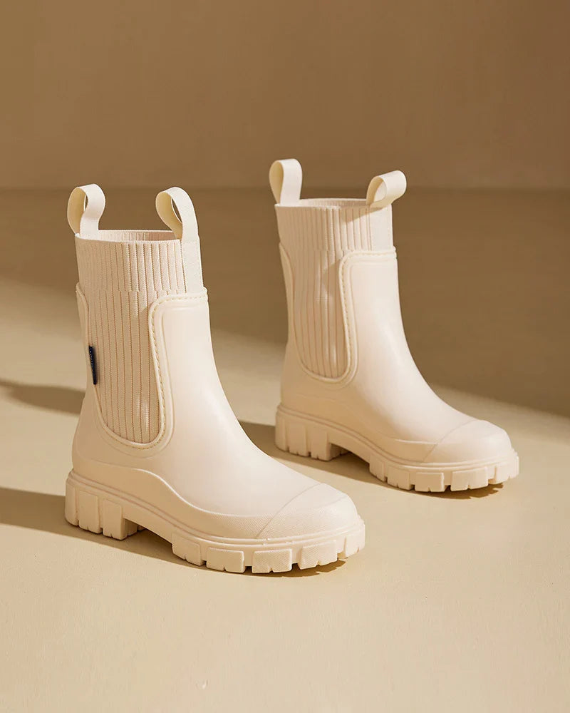 Yara | Women's Waterproof Non Slip Chelsea Lug Sole Ankle Boots with Comfortable