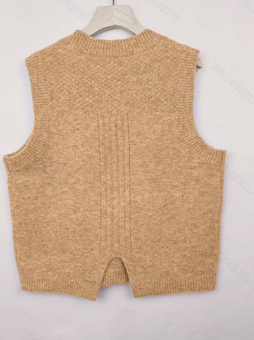 Isabella | Women's Cable-Knit Round-Neck Sleeveless Sweater Vest with Striped for Layering