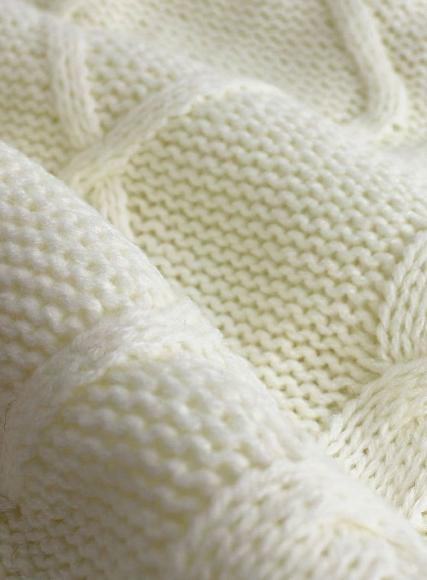 Grace | Women's Cable-Knit V-Neck Sweater Vest Relaxed Layering Pullover for Everyday