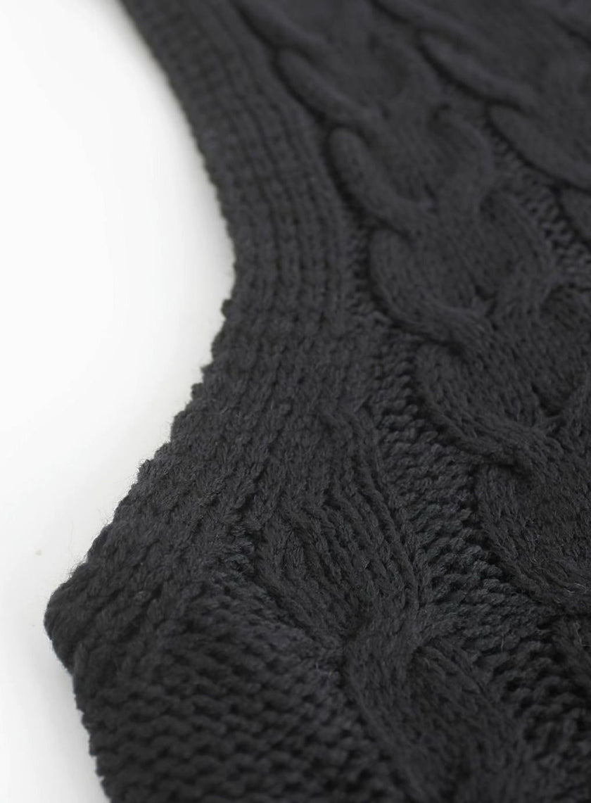 Grace | Women's Cable-Knit V-Neck Sweater Vest Relaxed Layering Pullover for Everyday