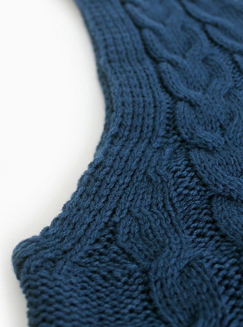 Grace | Women's Cable-Knit V-Neck Sweater Vest Relaxed Layering Pullover for Everyday