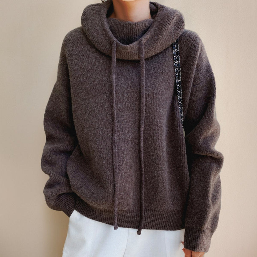 Evi | Women's Oversized Merino Wool Hooded Turtleneck Sweater with Chunky Knit for Everyday